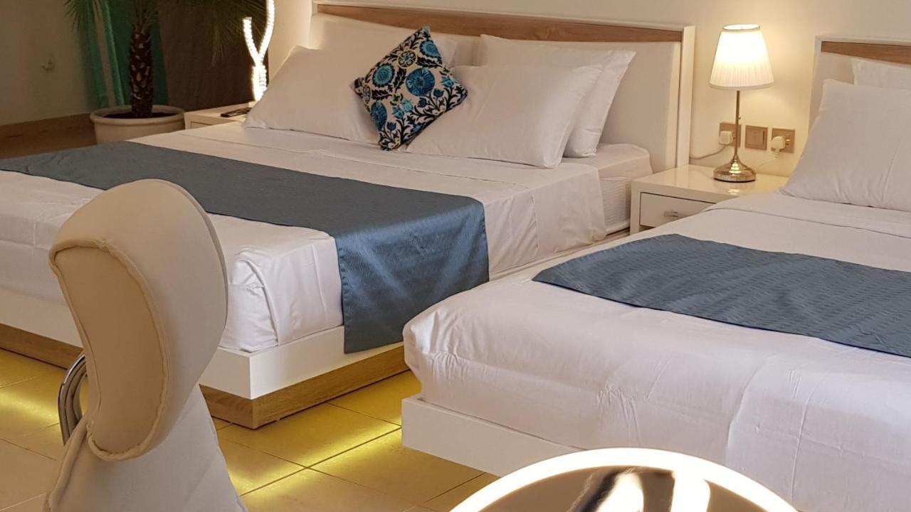 Jbr Penthouse With Terrace Pool Apartment Dubai Exterior photo