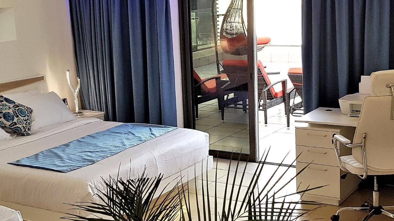 Jbr Penthouse With Terrace Pool Apartment Dubai Exterior photo