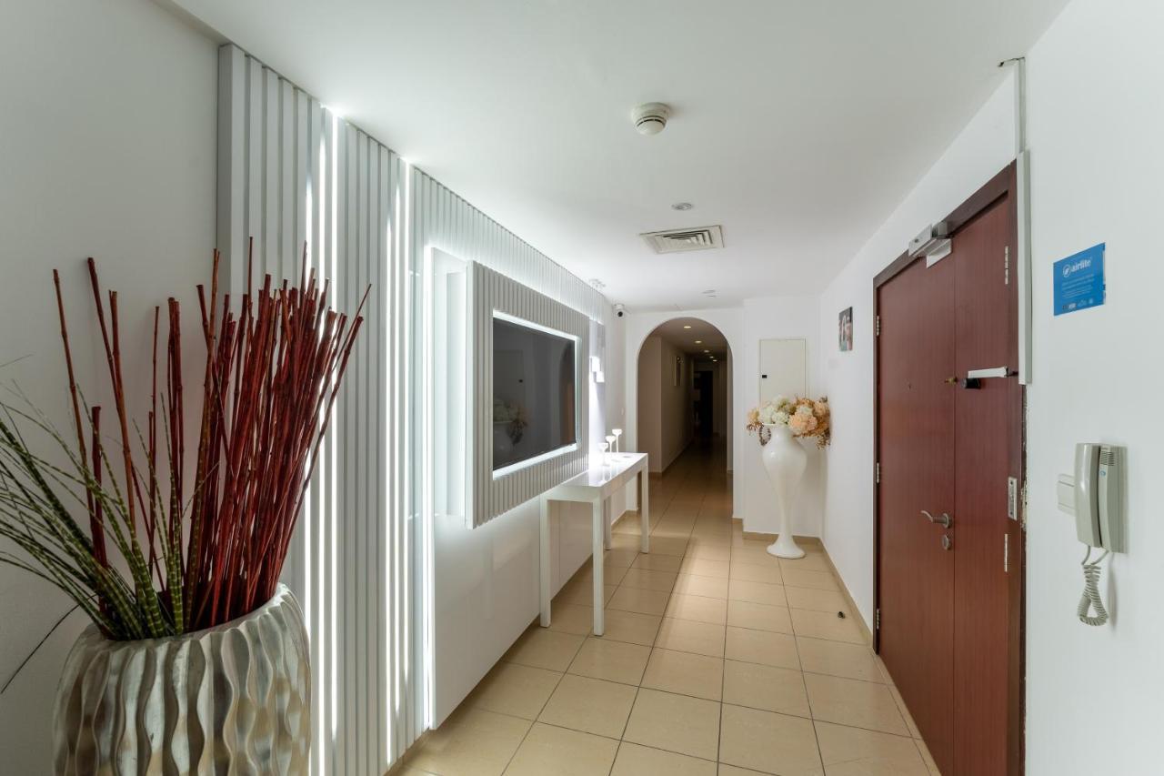 Jbr Penthouse With Terrace Pool Apartment Dubai Exterior photo