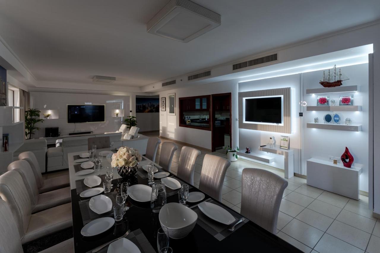 Jbr Penthouse With Terrace Pool Apartment Dubai Exterior photo