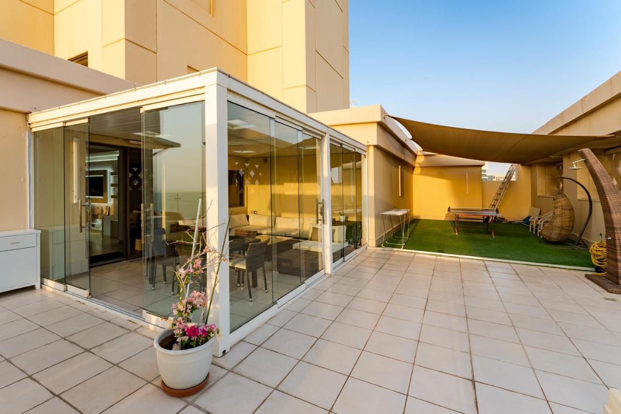 Jbr Penthouse With Terrace Pool Apartment Dubai Exterior photo