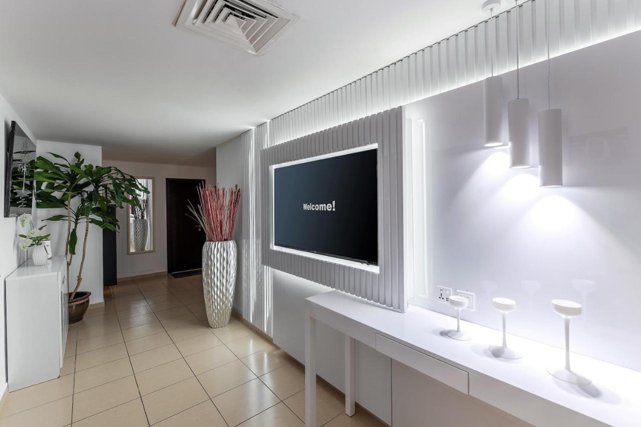 Jbr Penthouse With Terrace Pool Apartment Dubai Exterior photo