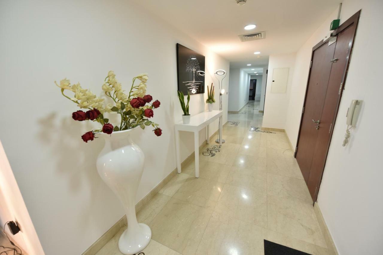 Jbr Penthouse With Terrace Pool Apartment Dubai Exterior photo